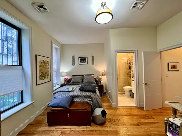 22 Mac Donough Street image 6 of 17