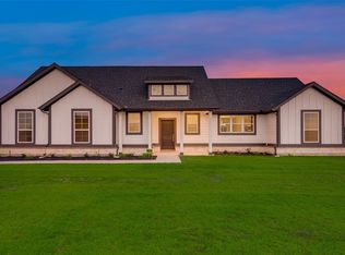 2517 Southern Oak Trail Oak, Terrell, TX 75161