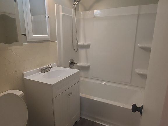 3rd image of 238 S Hungerford Ave