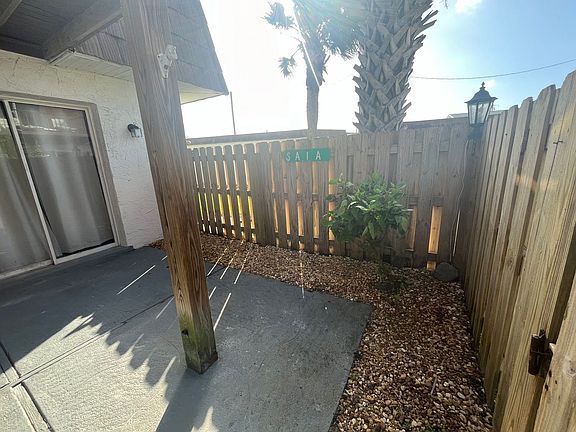 4th image of 103 S 18th St
