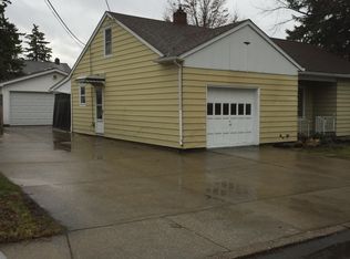 239 Maiden Ln, Erie, PA 16504