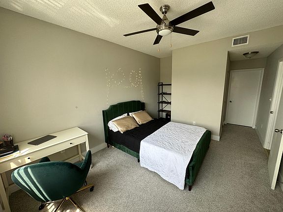 2nd image of 1045 SE 7th Ct APT 302