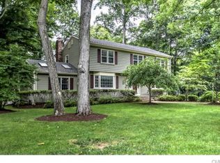 21 Argus Ln, Trumbull, CT 06611