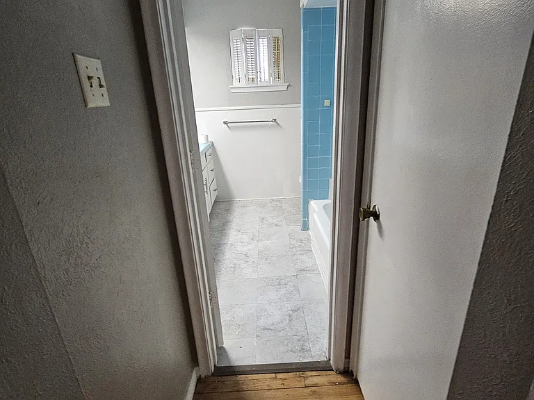 5027 Regatta Dr — Photo 11