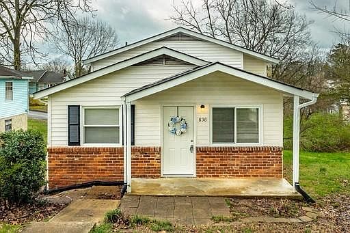 1st image of 838 Sylvan Dr