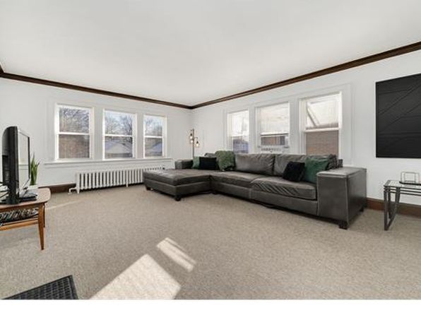 2130 Douglas St #3