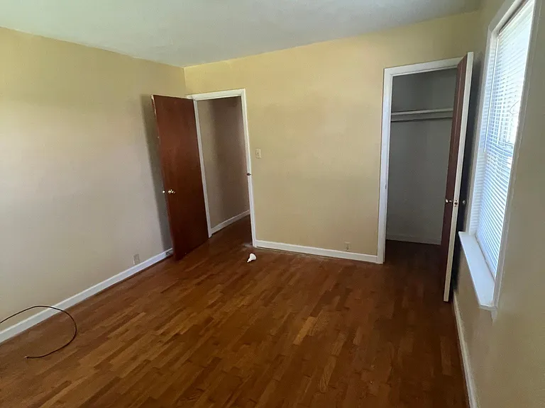 1002 E River Ave — Photo 14