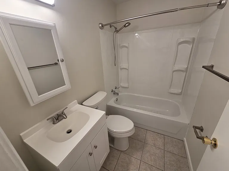 1308 Uhlwood Dr — Photo 4