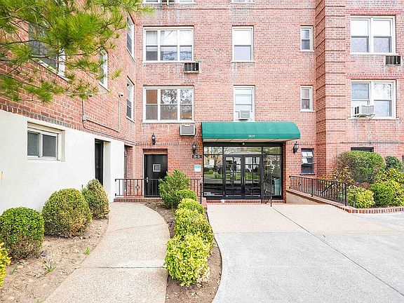 3rd image of 26-21 Union St #4F