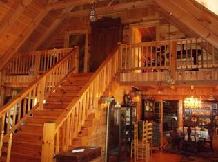 201 Ray Moore Ln, Shady Valley, TN 37688