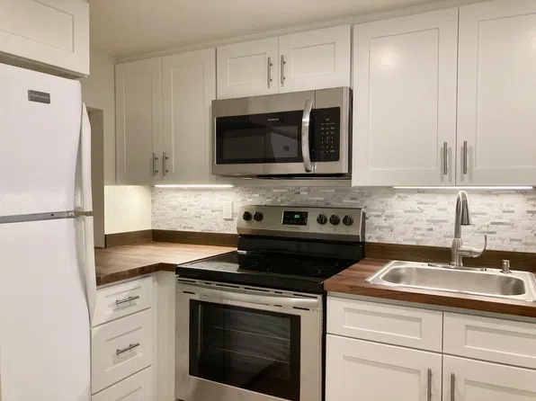 613 SW 75th St APT 104, Gainesville, FL 32607