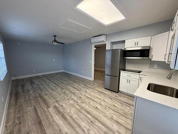 3rd image of 205 Coconut Palm Way Unit B