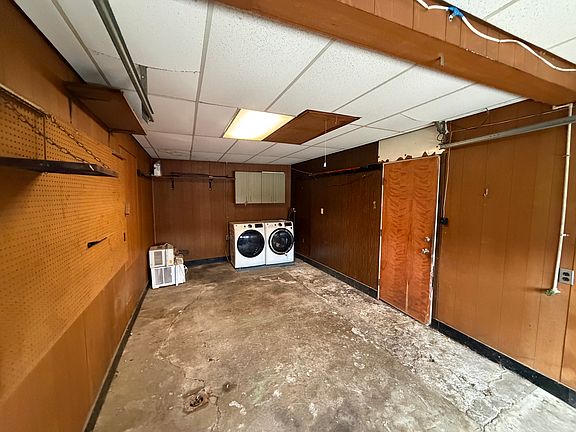 2nd image of 705 W 13th St