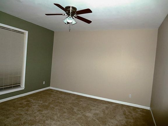 5th image of 1614 Fieldlark Ln