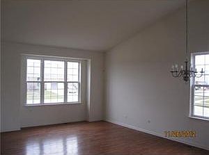 4th image of 7331 Essex Dr