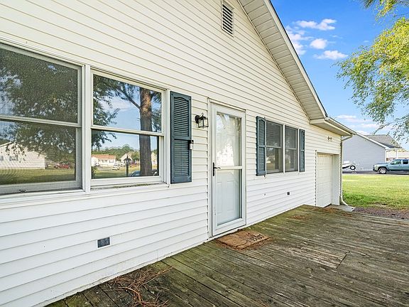 5th image of 2253 Yardarm Dr