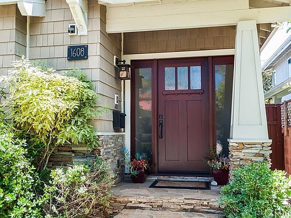 2nd image of 1608 Faymont Ave