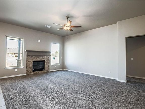 5th image of 3417 Superior Dr