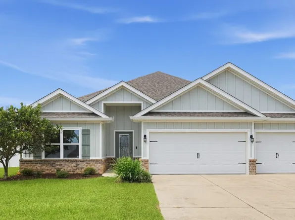 24848 Smarty Jones Cir, Daphne, AL 36526