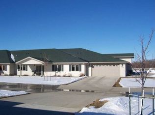 2800 39th Ave SE UNIT 102, Mandan, ND 58554