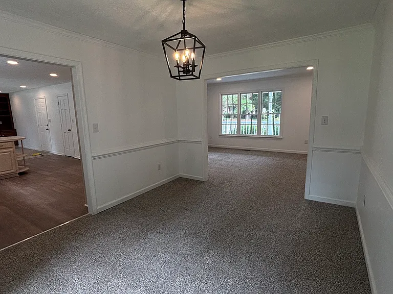317 Bridge Wood Dr — Photo 2
