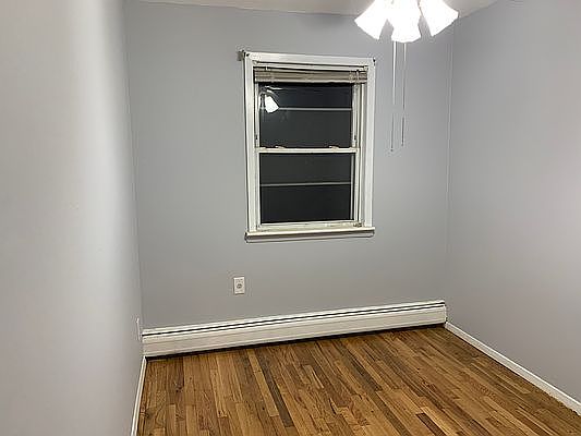 3rd image of 1387 E 56th St #2