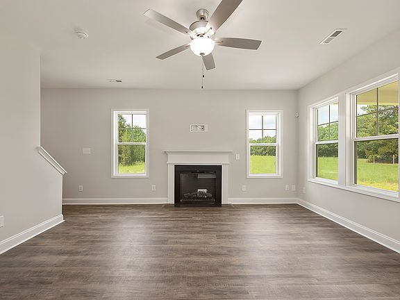 4th image of 224 Burnside Dr #Gbq3rr
