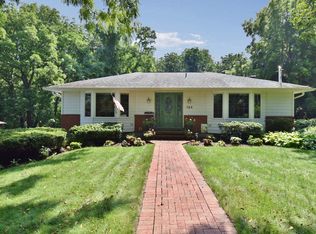 123 Walnut Rd, Kings Park, NY 11754