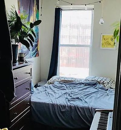 5th image of 639 Union St APT 3R