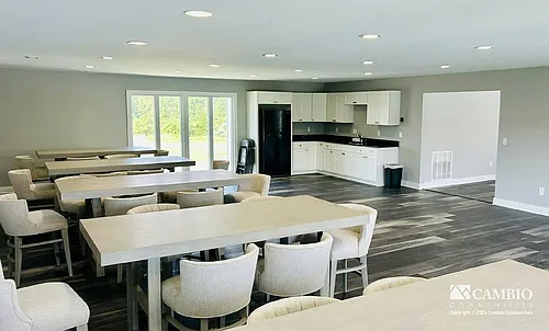 Highland Hills Photo 1