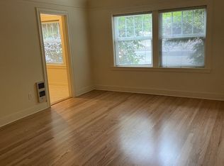 921 1st Ave W #103, Seattle, WA 98119