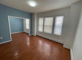 22 Clifford St FLOOR 3, East Orange, NJ 07018