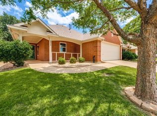 2316 Clermont Ln, Denton, TX 76205
