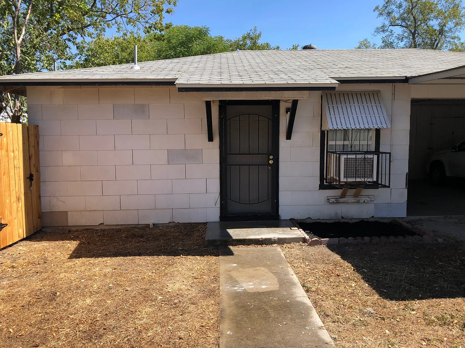 1 bed, 650 sqft, $1,150 — Photo 2