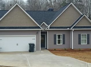 378 Cranbrooke Dr, Dallas, GA 30157