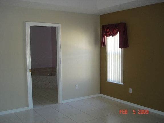 5th image of 886 SE Preston Ln