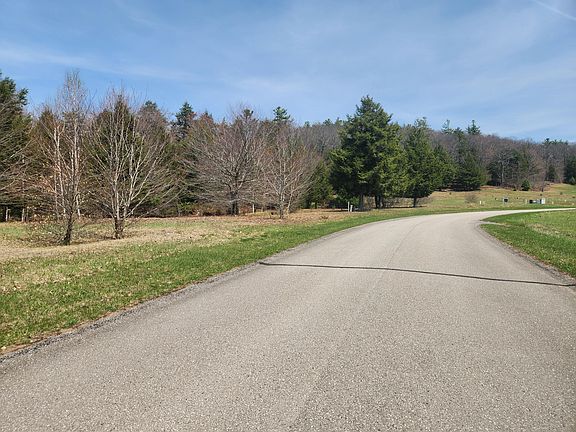 3rd image of 9954 N Slope Dr #93
