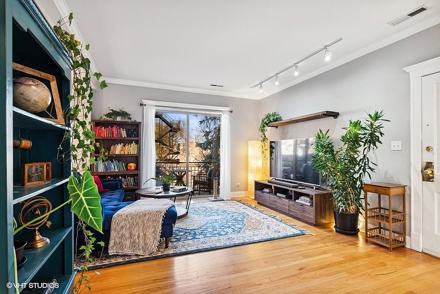 1st image of 4311 N Paulina St APT 2A