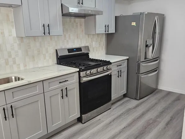 7039 Kindred St, Philadelphia, PA 19149