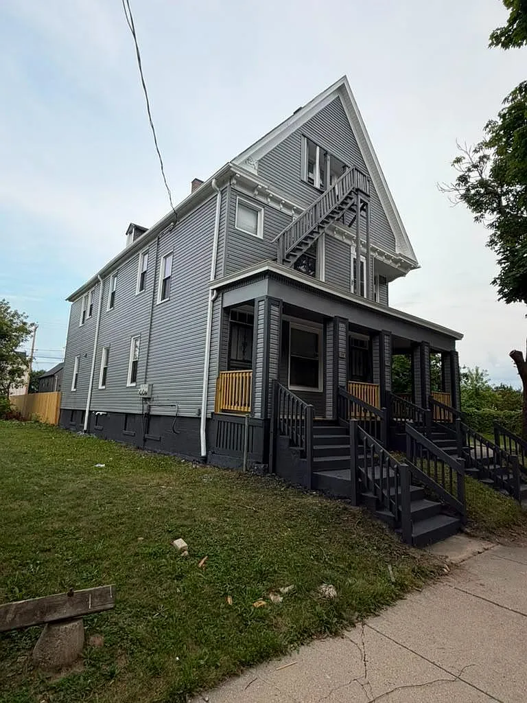 2322-2324 N 6th St. - 2324 N 6th St - Upper — Photo 4