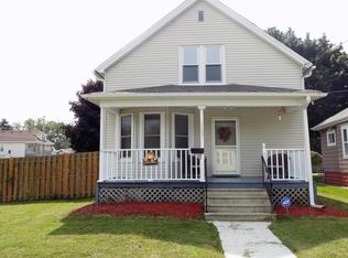 2605 73rd St, Kenosha, WI 53143