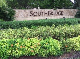 272 NW 106th Ter, Pembroke Pines, FL 33026