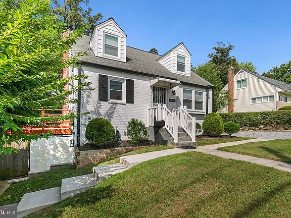 2nd image of 10806 Inwood Ave