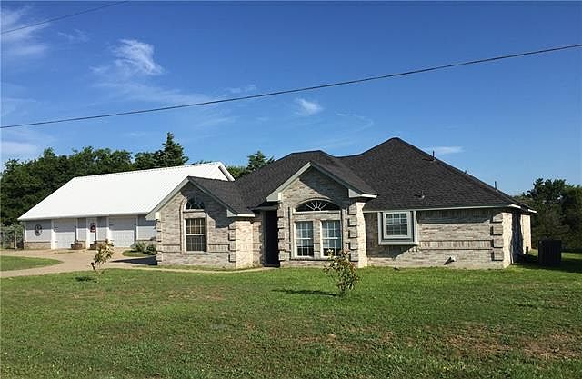 1st image of 103 Lakeview Cir