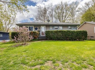 830 W Taylor St, Dekalb, IL 60115