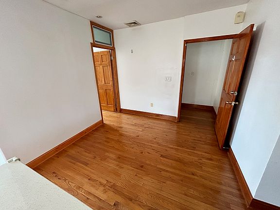 5th image of 53-11 193rd St Floor 2