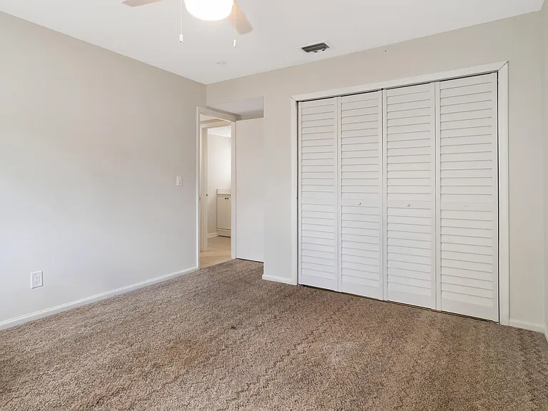 840 Center Ave #91 — Photo 13
