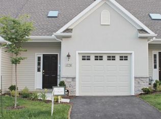 1350 Worthington Dr, Mount Joy, PA 17552