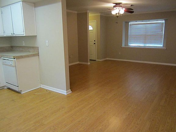 5th image of 2305 Pear Ct