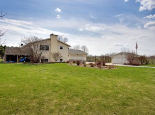 W4997 Burdick Rd, Black Creek, WI 54106